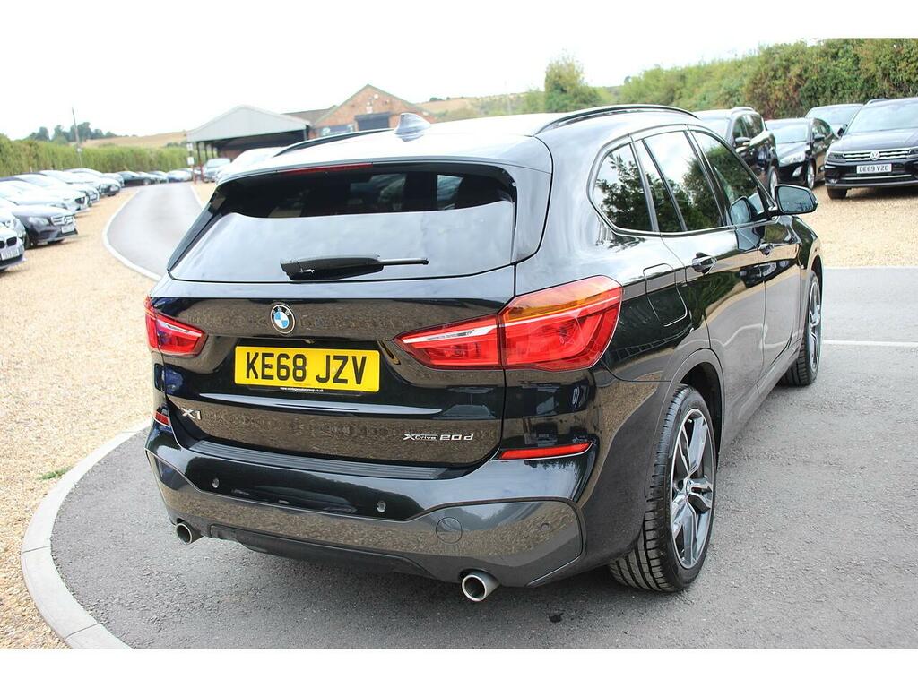 BMW X1 Xline Orange #8