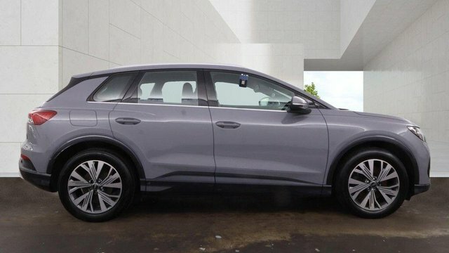 Audi Q4 E Tron Sport 82Kwh BC23JXG Grey #5