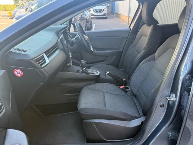 Renault Clio S Edition E-tech Blue #40