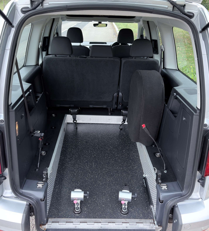 Volkswagen Caddy Maxi Life Dsg Wheelchair Accessible Vehicle Wav Di #6