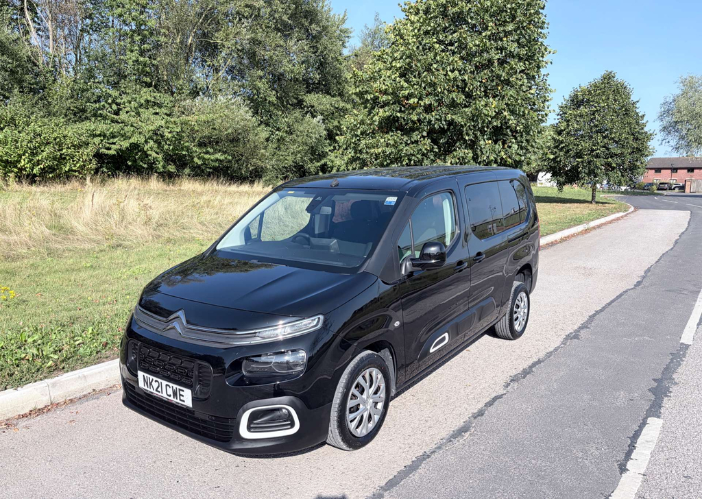 Citroen Berlingo Hdi 5 Seats Wheelchair Accessible Vehic #3