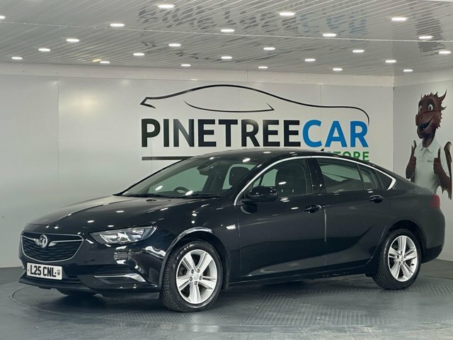Vauxhall Insignia 1.6 Turbo D Ecotec Tech Line Nav Grand Sport D Black #3