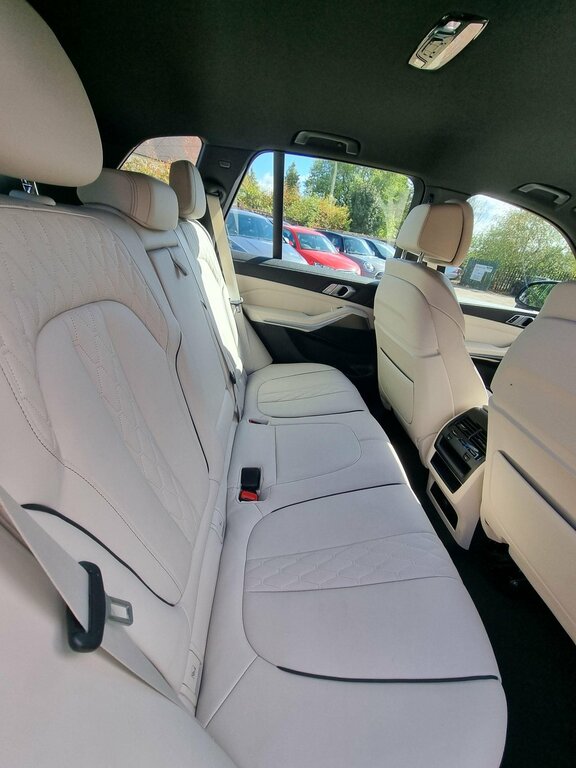 BMW X5 3L M Sport KE22SBU Grey #6