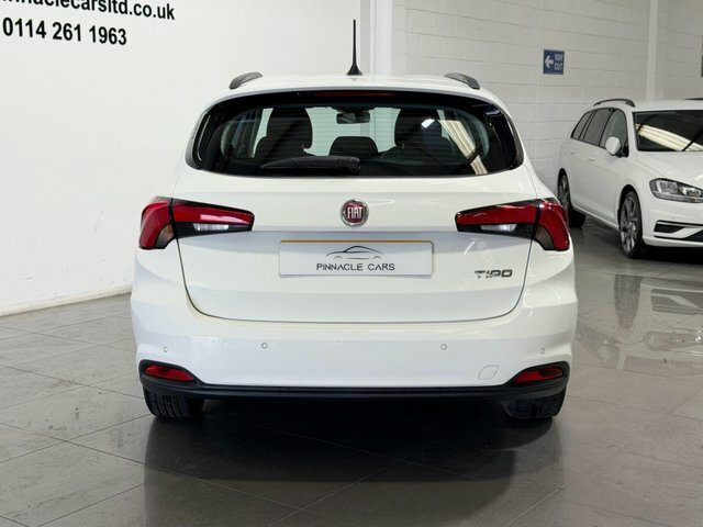 Fiat Tipo Easy Plus Red #7