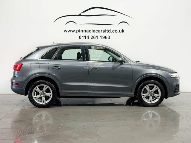 Audi Q3 Suv 2.0 White #11