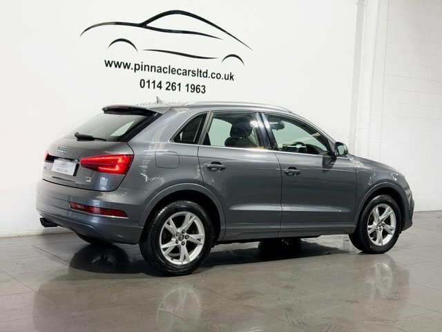 Audi Q3 Suv 2.0 White #10