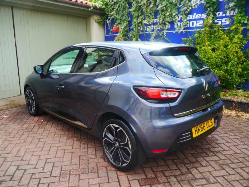 Renault Clio 1.5 Dci 110 Dynamique S Nav - 2016 66 HK66ULS Grey #4