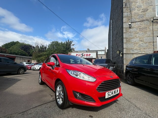Ford Fiesta Ecoboost Zetec Hatchback SC14WLW Red #2