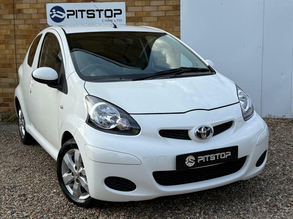 Toyota Aygo Go White