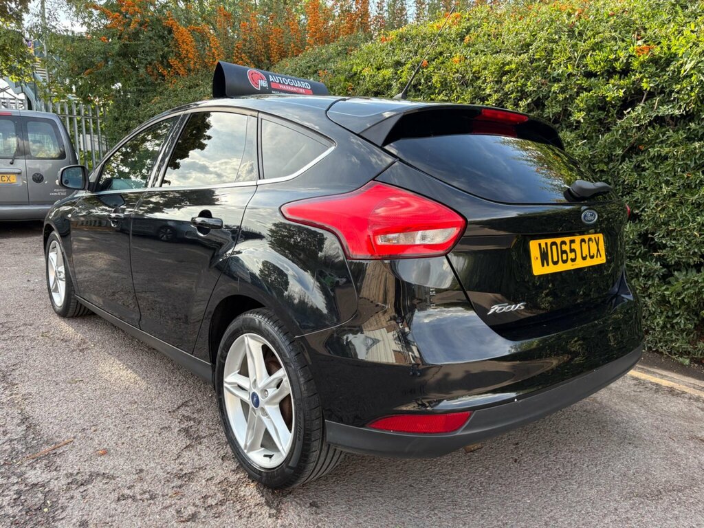 Ford Focus Hatchback Grey #11