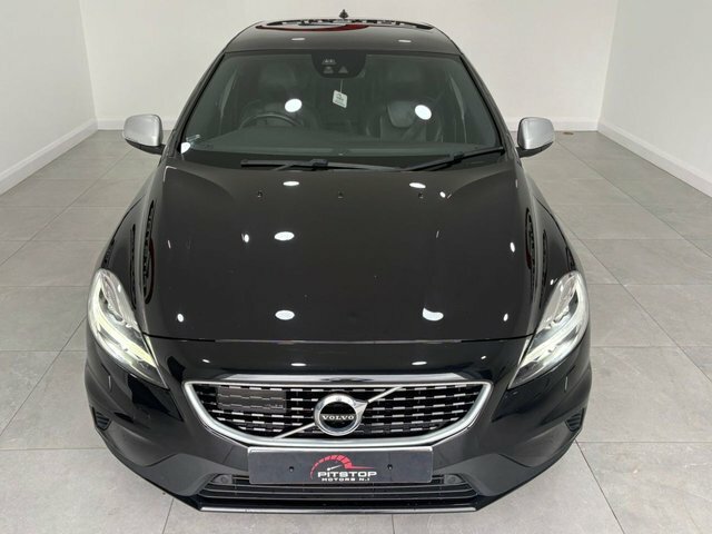 Volvo V40 D2 R-design Edition Hatchback KO19YYE Black #4