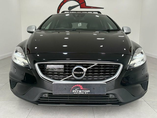 Volvo V40 D2 R-design Edition Hatchback KO19YYE Black #5