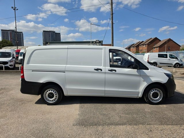 Mercedes-Benz Vito 2.1 114 Cdi Bluetec Lwb Rwd L2 136 Bhp Euro 6 White