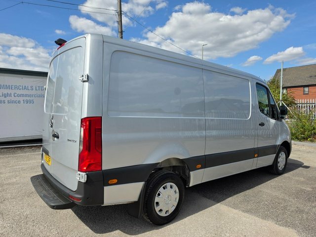 Mercedes-Benz Sprinter 2.1 314 Cdi Mwb G-tronic Rwd L2 H1 143 Bhp Euro Silver #4