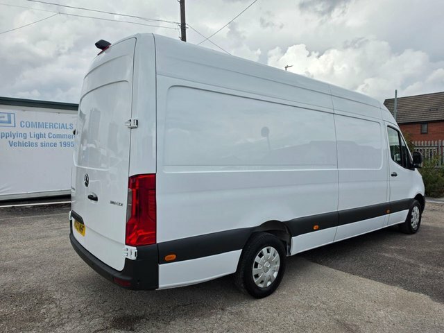Mercedes-Benz Sprinter 2.0 315 Cdi Premium Lwb Rwd L3 H2 150 Bhp Euro 6 White #4