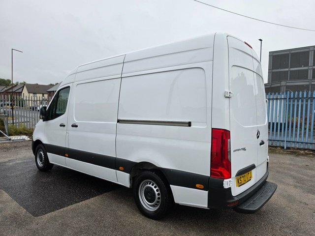 Mercedes-Benz Sprinter 2.0 315 Cdi Progressive Mwb Rwd L2 H2 150 Bhp Eur White #3