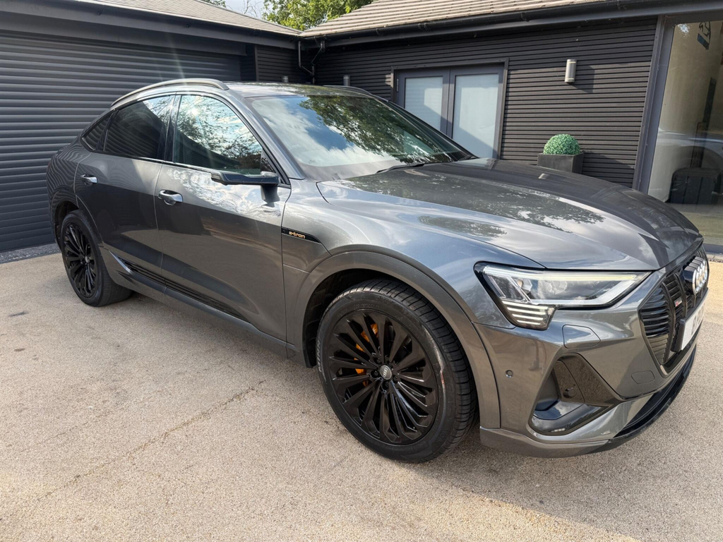 Audi E-tron 55 Launch Edition Sportback Quattro 95Kwh RO20VWU