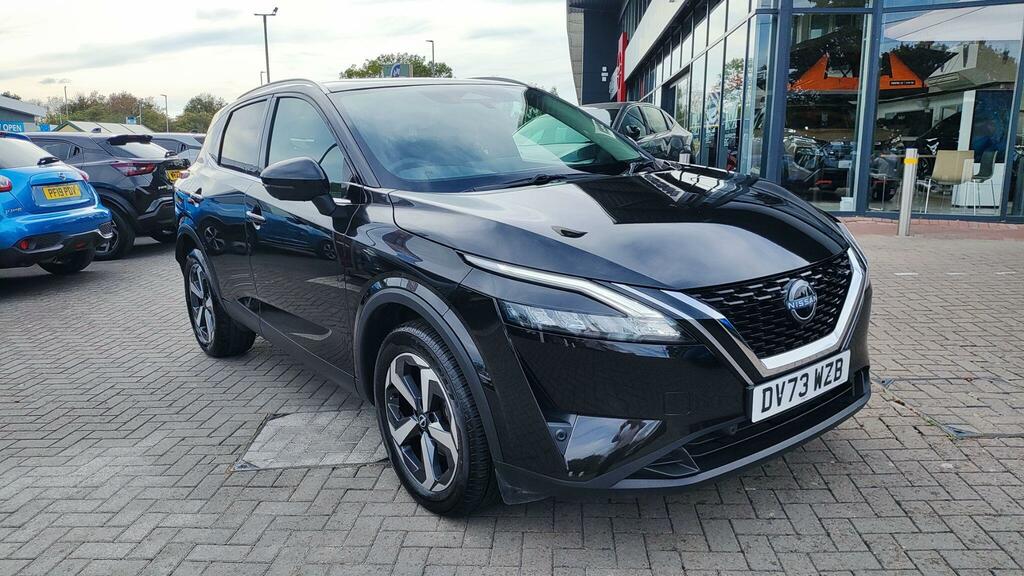 Nissan Qashqai 1.3 Dig-t Mhev N-connecta Euro 6 Ss Black