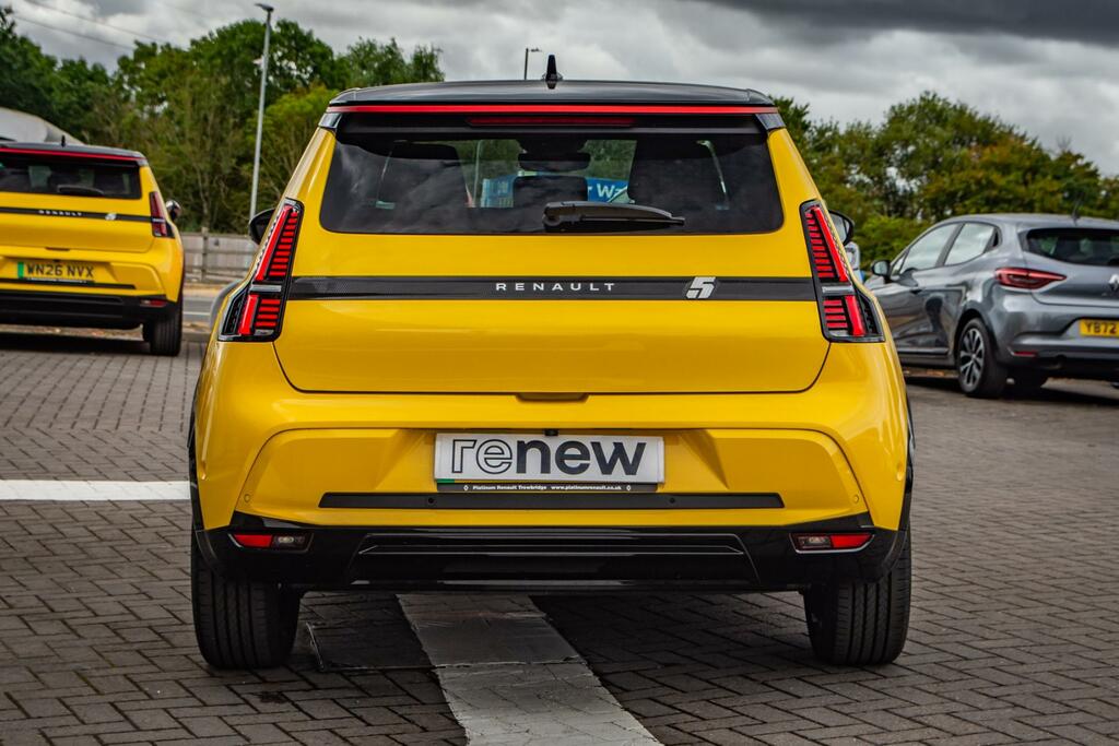 Renault 5 E-Tech E-tech Hatchback Iconic Five Yellow #5