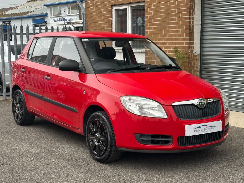 Skoda Fabia 1.2 Htp 6V 1 Red