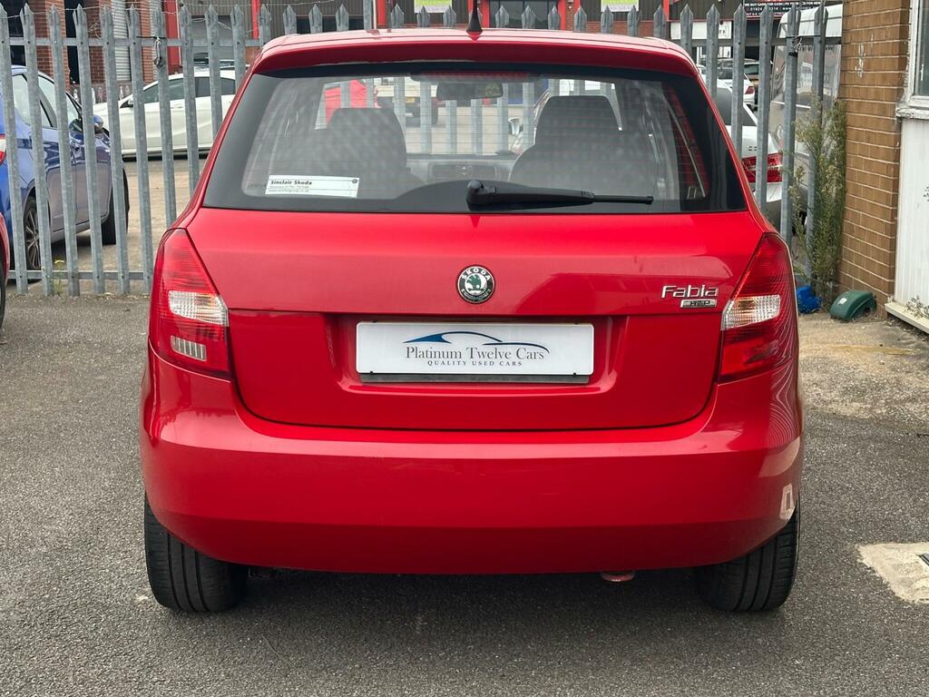 Skoda Fabia 1.2 Htp 6V 1 Red #6