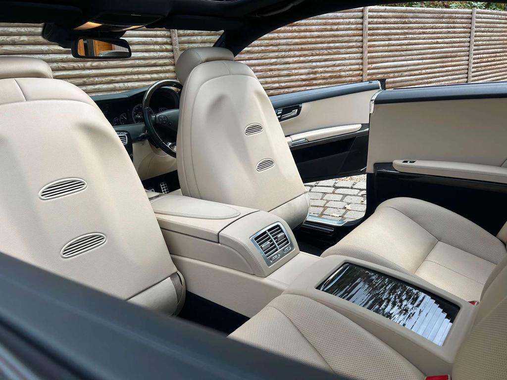 Mercedes-Benz CL 5.5L Null Black #27