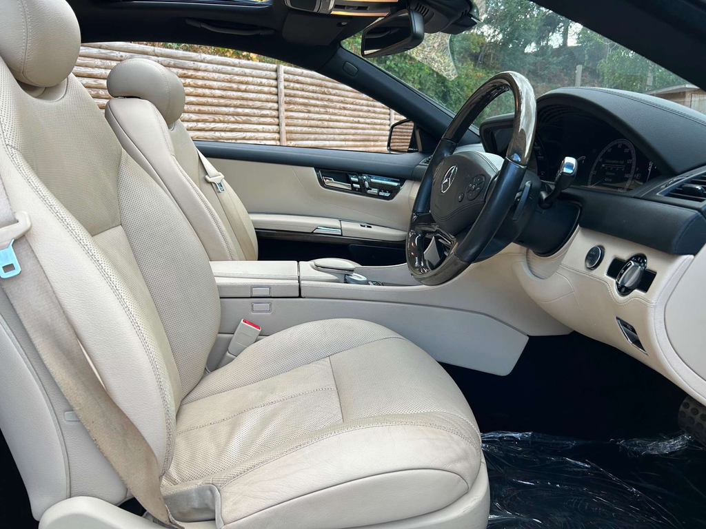 Mercedes-Benz CL 5.5L Null Black #30