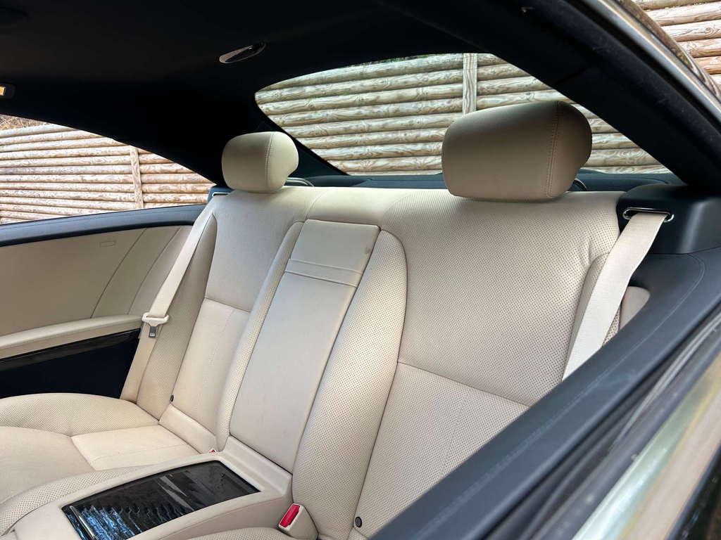 Mercedes-Benz CL 5.5L Null Black #41