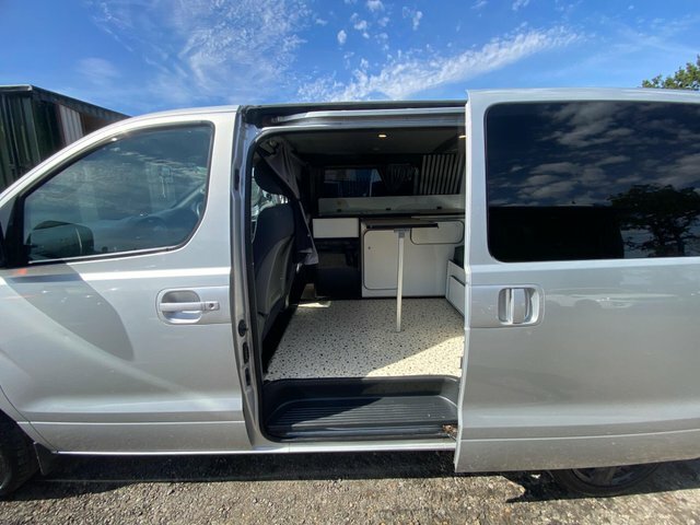 Hyundai iLoad 2.5 Crdi 116Ps Classic Van White #18