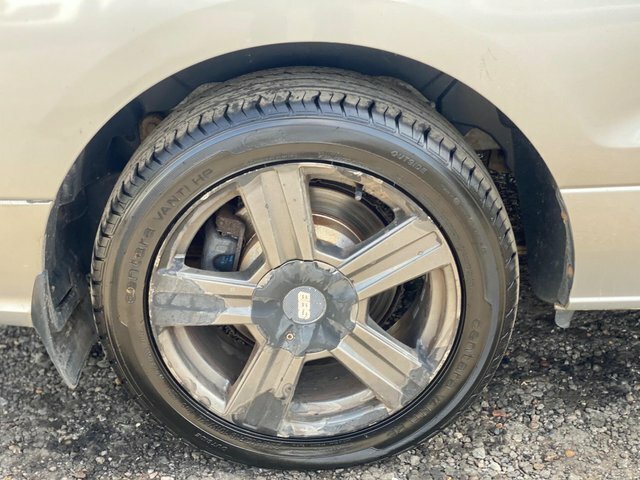 Hyundai iLoad 2.5 Crdi 116Ps Classic Van White #75