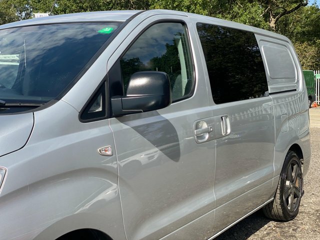 Hyundai iLoad 2.5 Crdi 116Ps Classic Van White #45