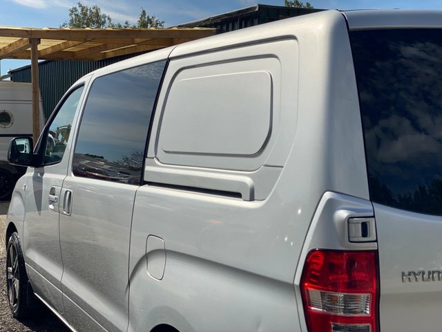 Hyundai iLoad 2.5 Crdi 116Ps Classic Van White #47