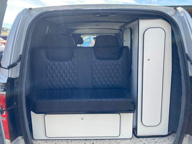 Hyundai iLoad 2.5 Crdi 116Ps Classic Van White #29
