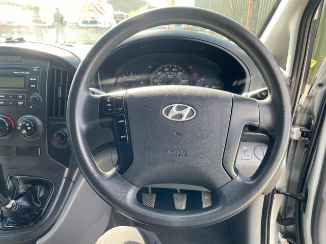 Hyundai iLoad 2.5 Crdi 116Ps Classic Van White #57