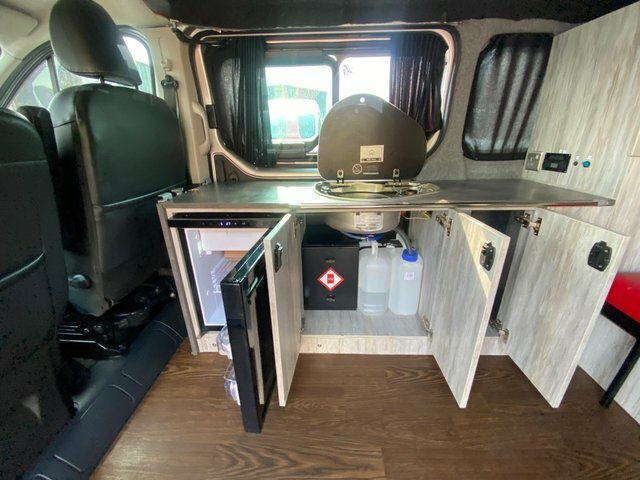 Renault Trafic 1.6 Cdti 2900 Kitchen-sink-solar-rr-windows HY67FCO Silver #3