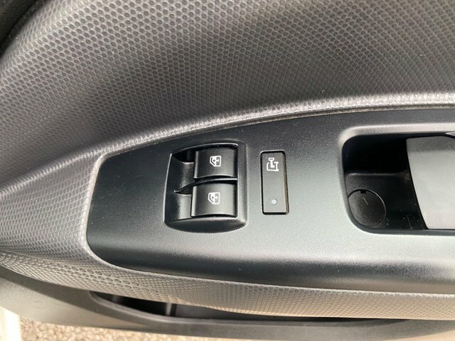 Fiat Doblo Panel Van Red #37