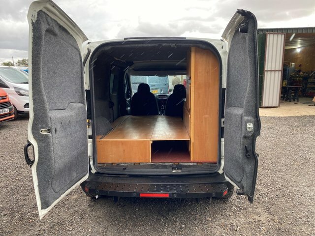 Fiat Doblo Panel Van Red #11