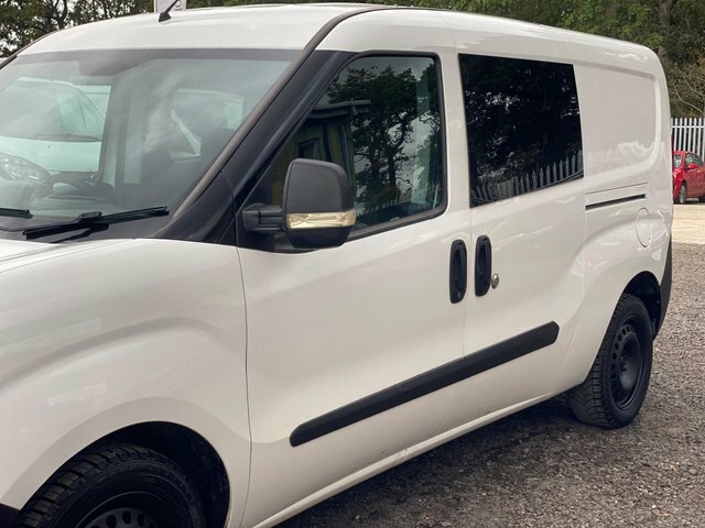 Fiat Doblo Panel Van Red #26