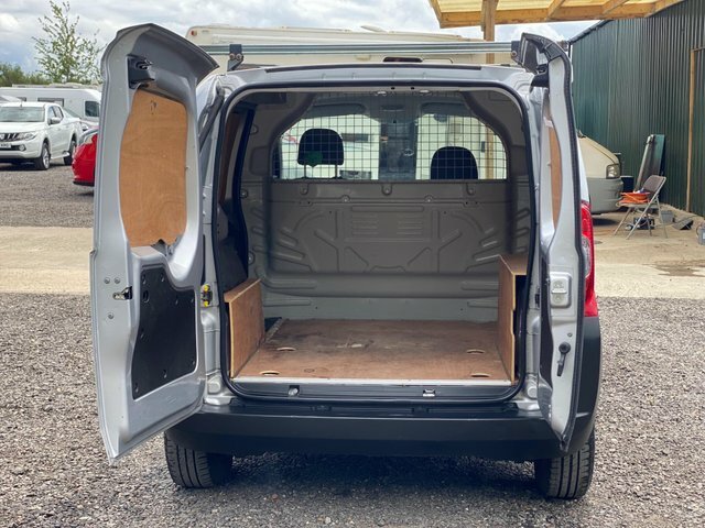 Peugeot Bipper Tepee Panel Van 1.3 Hdi S Panel Van 201616 Blue #9