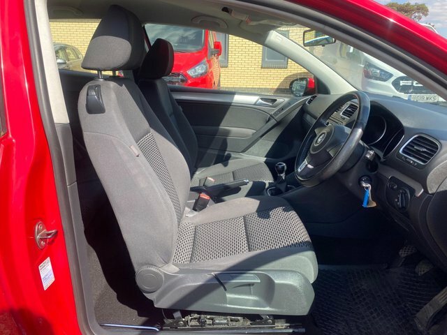 Volkswagen Golf 1.4 S Euro 5 Red #5