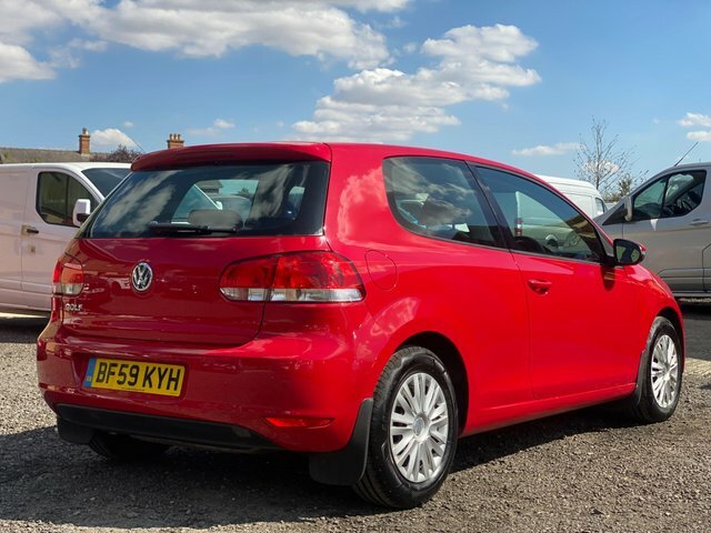 Volkswagen Golf 1.4 S Euro 5 Red #4