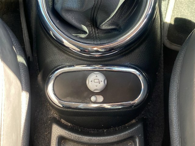 Mini Hatch White #34