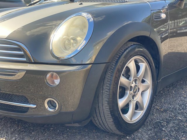 Mini Hatch White #22