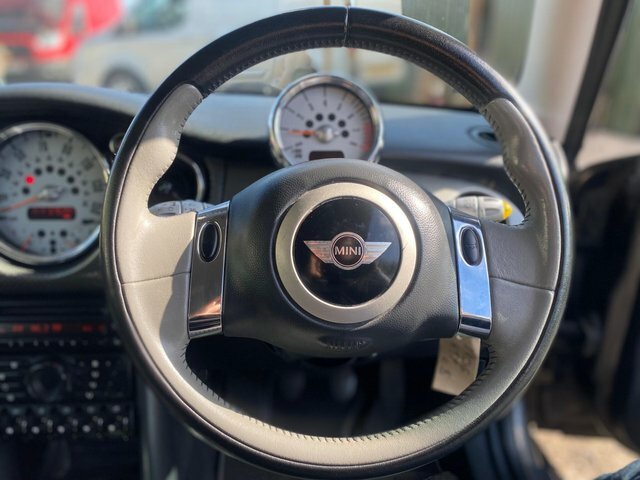 Mini Hatch White #35
