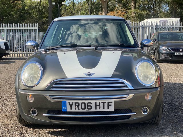 Mini Hatch White #16