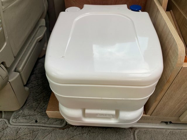 Nissan Elgrand 3.5 Camper Sink-stove-towbar-fridge-camera-tv White #4