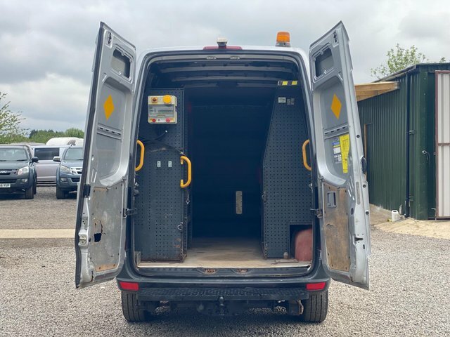 Mercedes-Benz Sprinter Sprinter  #44