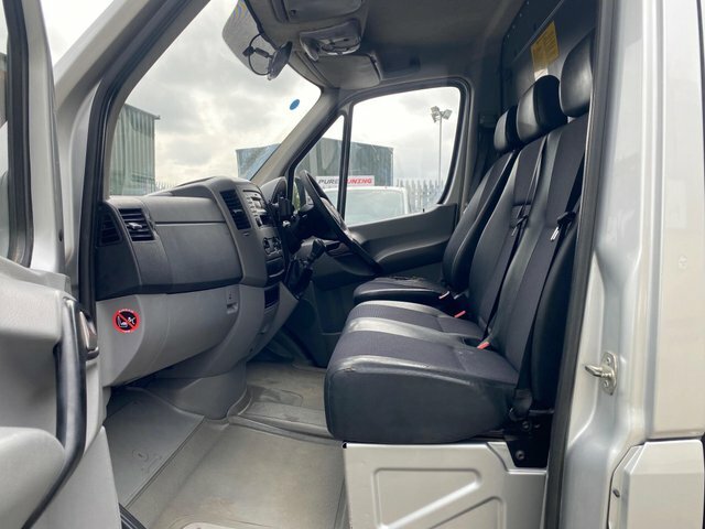 Mercedes-Benz Sprinter Sprinter  #49