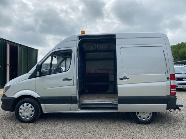 Mercedes-Benz Sprinter Sprinter  #12