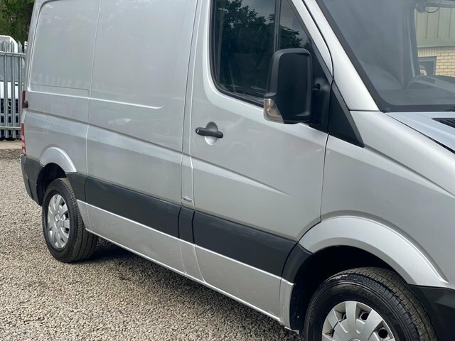 Mercedes-Benz Sprinter Sprinter  #24